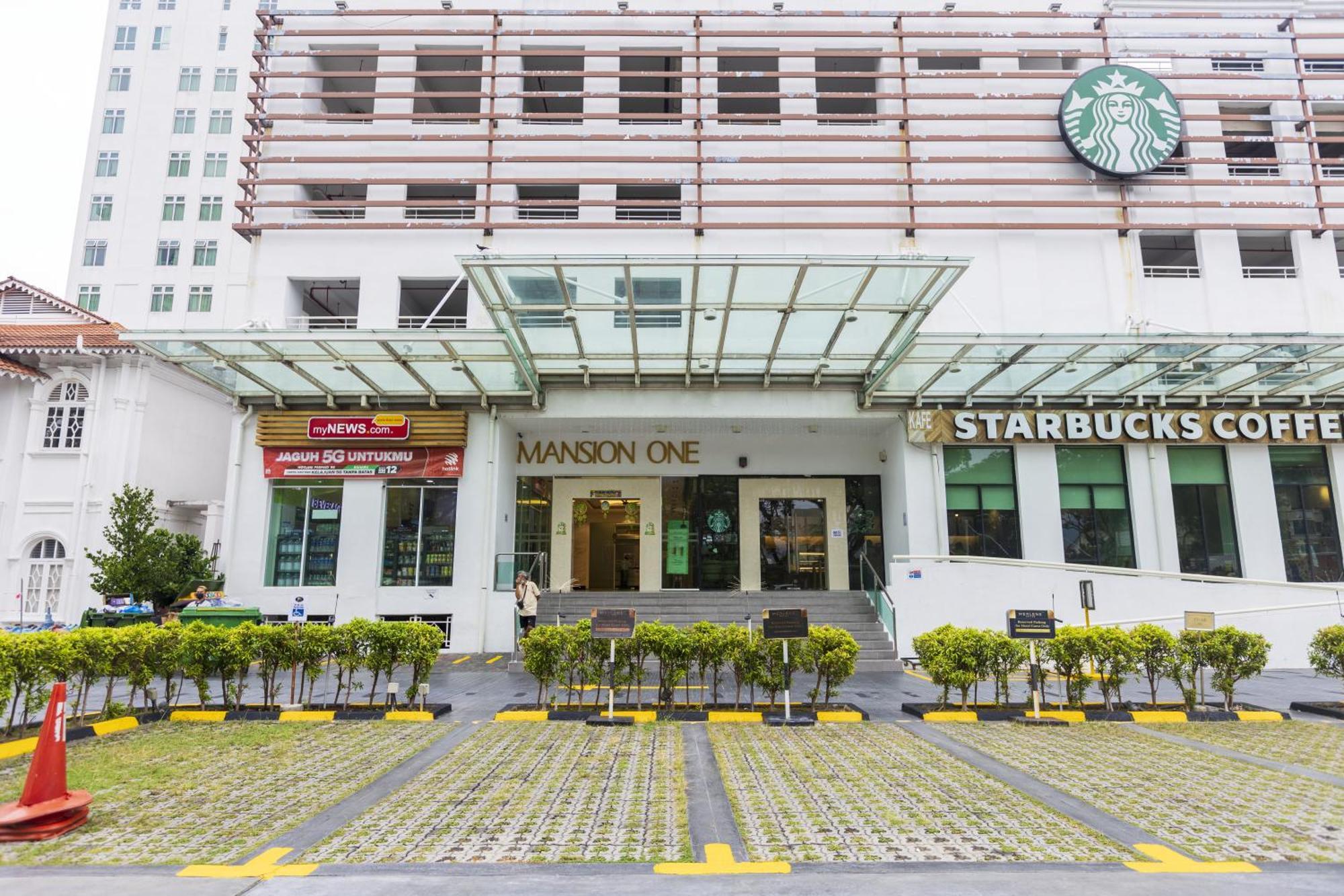 Sky Suites George Town Eksteriør bilde